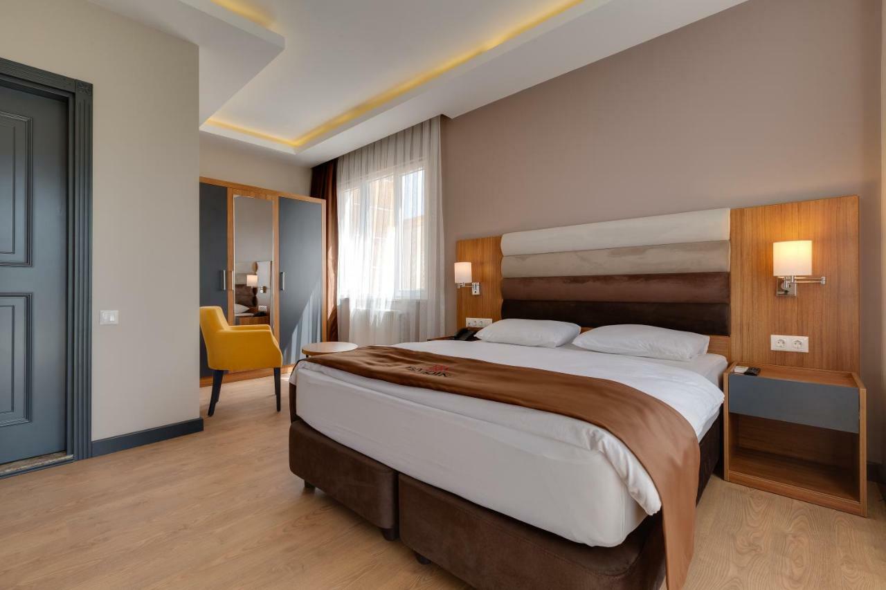 City Hotel Batumi Luaran gambar
