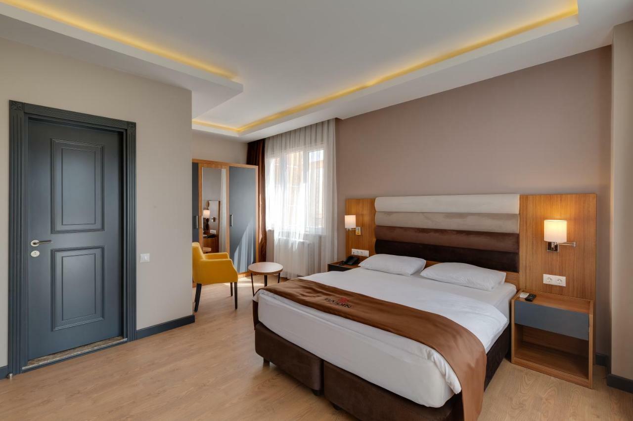 City Hotel Batumi Luaran gambar